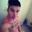 rencontre photo de Tattoed