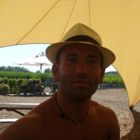 photo de INCONTENTABLE33